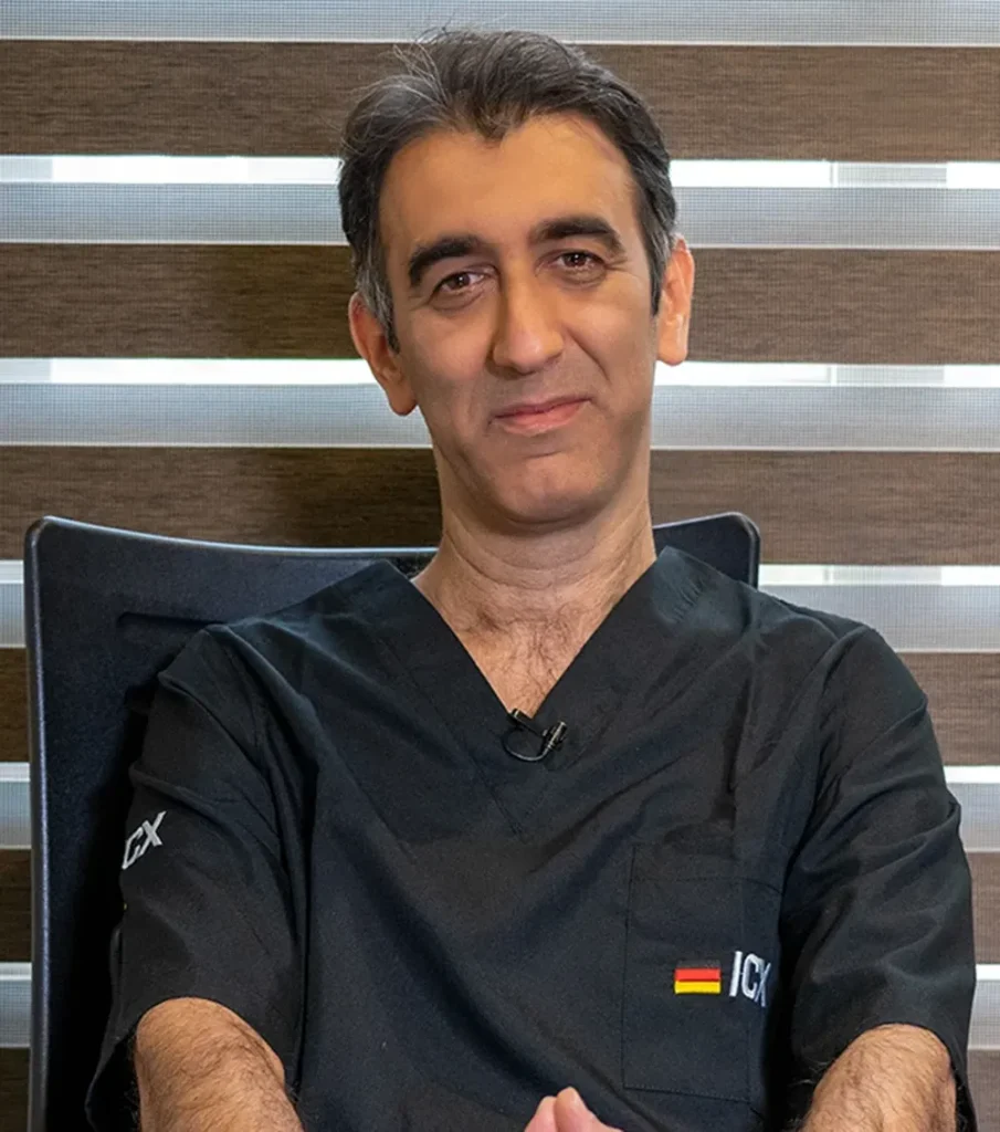 درباره دکتر مهدی سزاوار